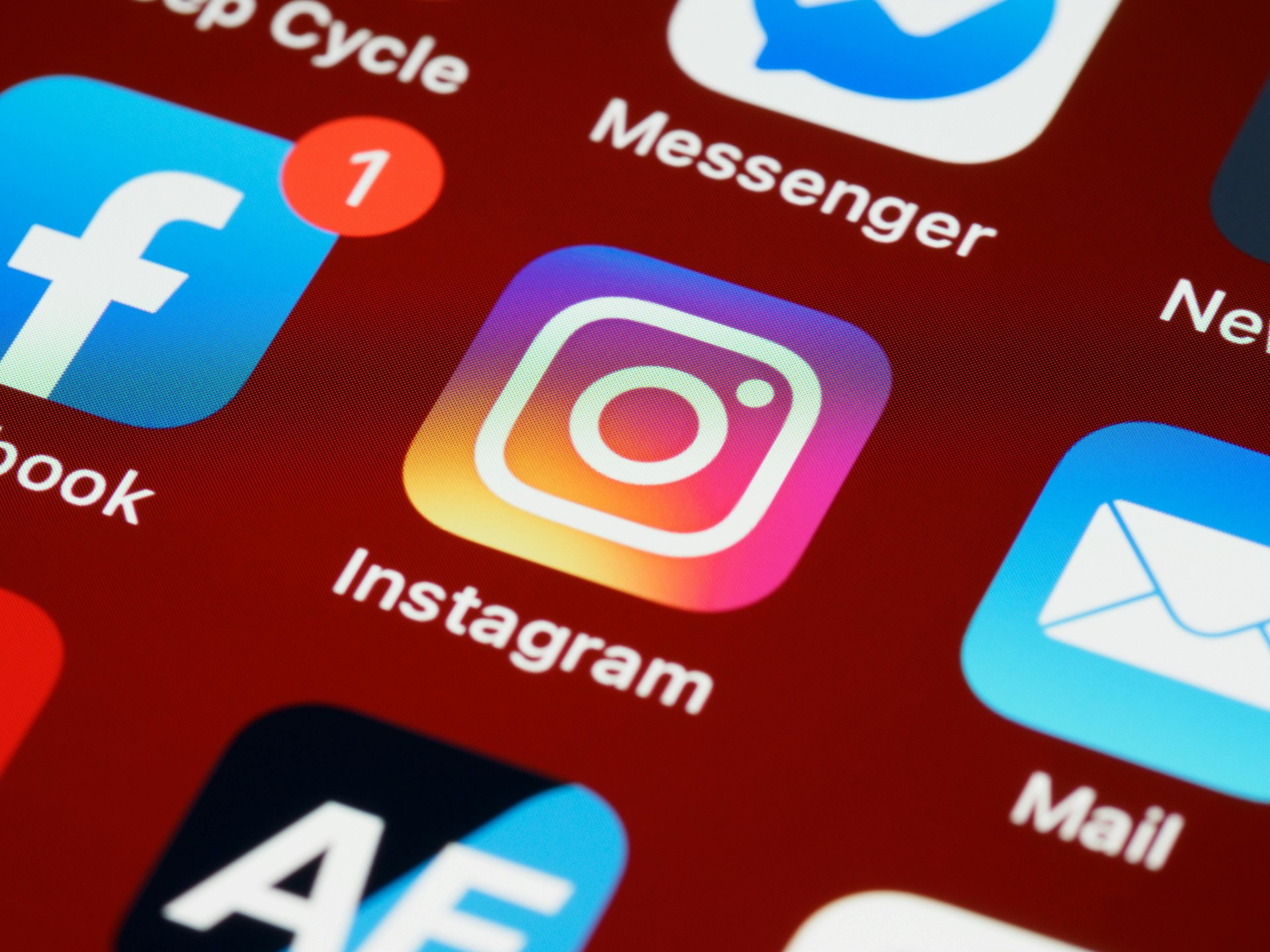 How Unicode Fonts Work on Social Media (and Why Some Styles Break)